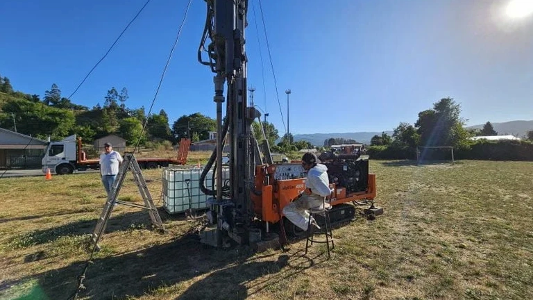 Análise de liquefação de solos em Aparecida de Goiânia: avaliação sísmica local